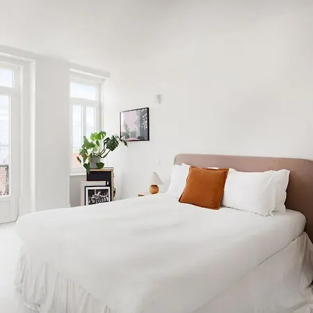 Graca's Charming Living