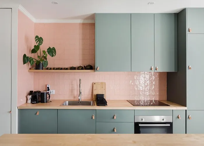 Graca's Charming Living *