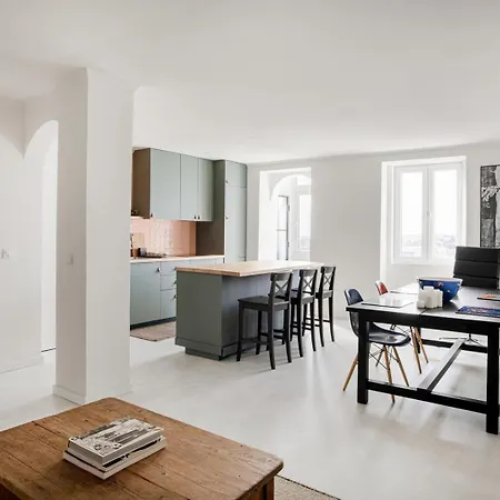 Апартаменты Graca's Charming Living *