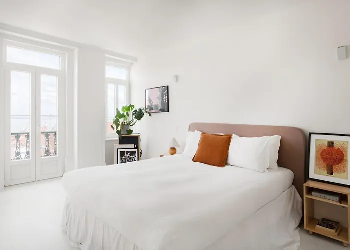 Graca's Charming Living *